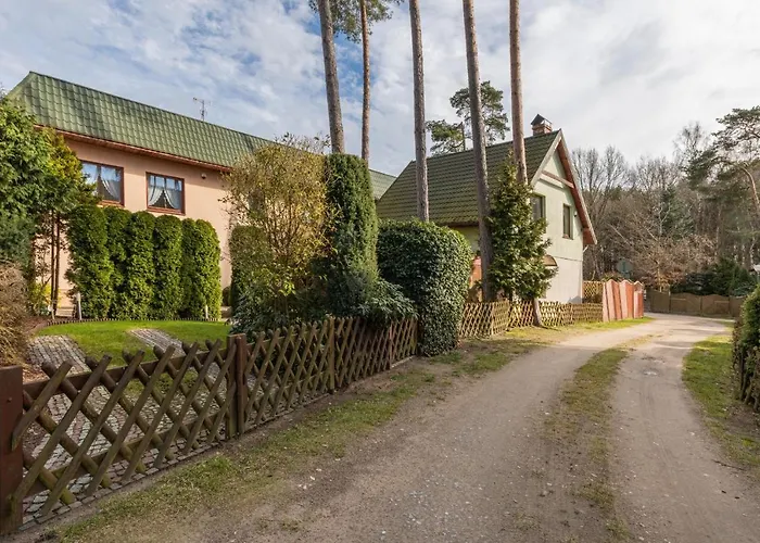 Holiday House \